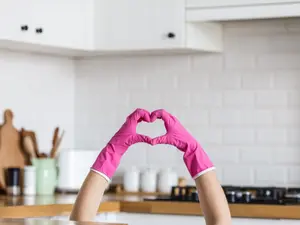 8 Daily Habits To Keep Your Home Spotless