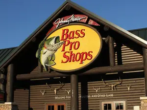 Fist Fight Breaks Out In Texas Bass Pro Shop