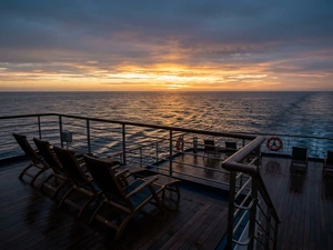 Man Dies After Going Overboard From Carnival in Bahamas