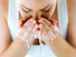 Why Washing Your Face At Night Matters