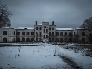 The 8 Most Haunted Places In America