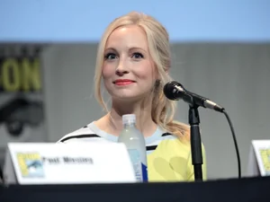 Two Vampire Diaries Stars Reconnected Years Later Now They Are Married